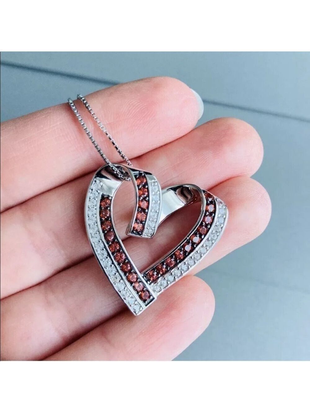 ORANGE QUARTZ & WHITE TOPAZ SHINY HEART STERLING SILVER PENDANT NECKLACE